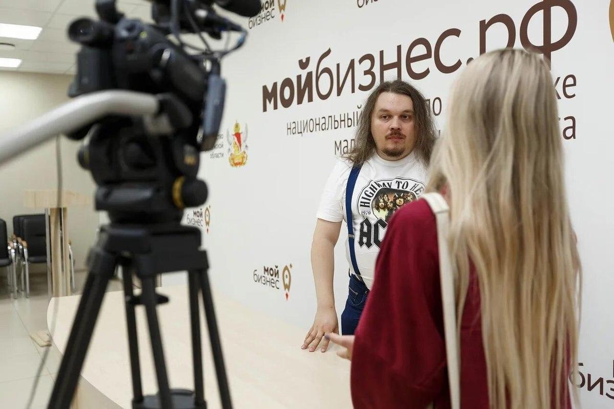 Генсек Партии прямой демократии Вячеслав Макаров на встрече с представителями департамента цифрового развития Воронежской области и IT-кластера, 2020 год. Фото: Twitter