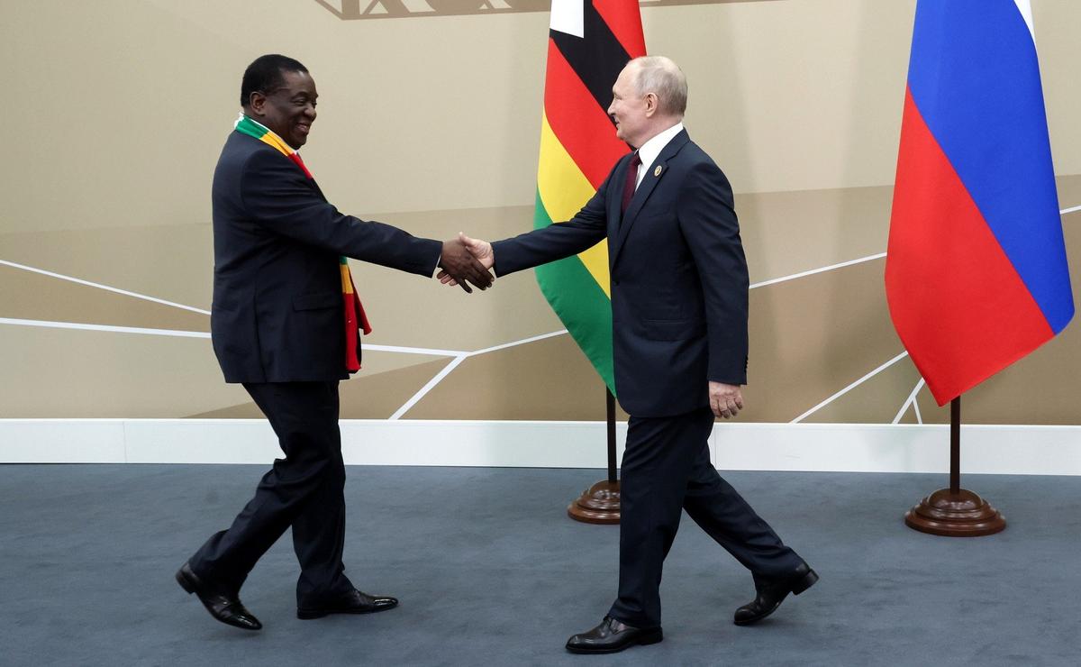 Путин с президентом Зимбабве Мнангагвой. Фото: kremlin.ru