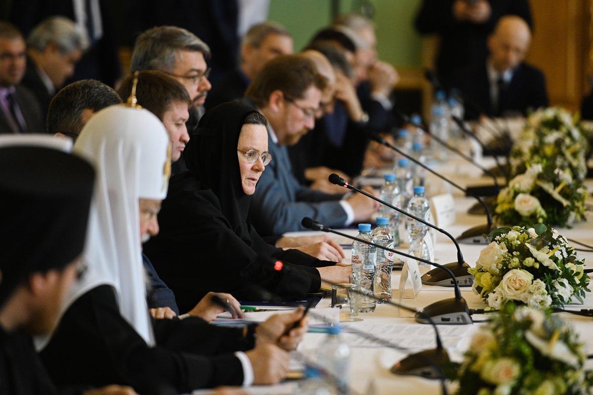 Игумения Ксения (Чернега) на объединенном заседании Межрелигиозного совета России и Христианского межконфессионального консультативного комитета, 28 февраля 2020 года. Фото: Олег Варов / Пресс-служба Патриарха Московского и всея Руси