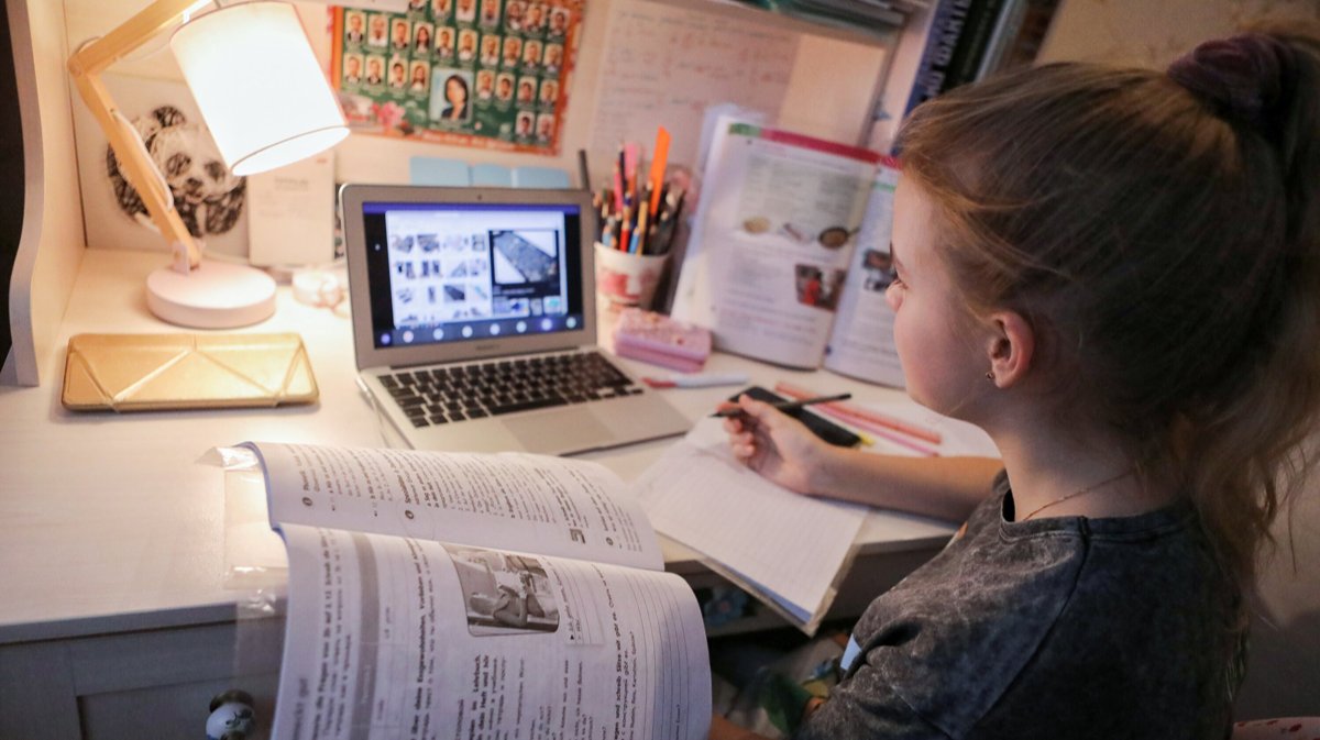 Вместо школы