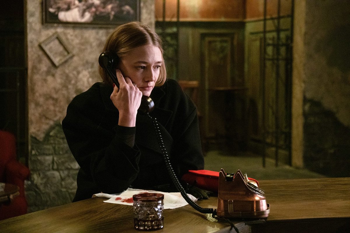 Кадр из сериала «Бар “Один звонок”». Фото: kino-teatr.ru