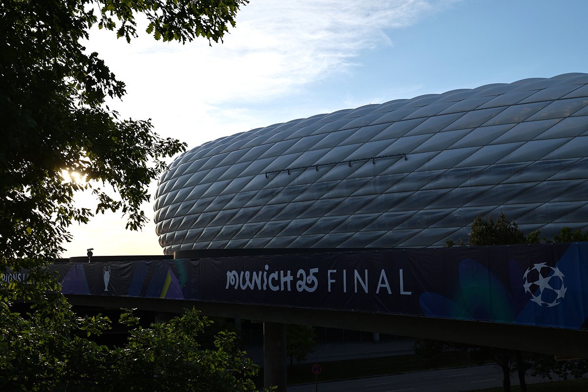 Вид на «Альянц Арену» в Мюнхене, Германия, 19 мая 2025 года. Фото: Anna Szilagyi / EPA-EFE