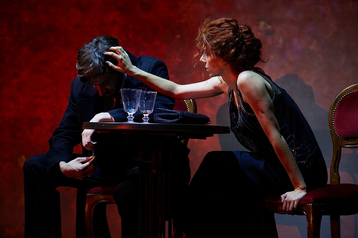 Сцена из спектакля «Волшебная гора». Фото: salzburgerfestspiele.at