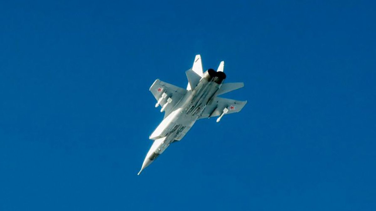 Российские МиГ-31 вторглись в небо Эстонии. На войне с Украиной их используют для пусков ракет «Кинжал»