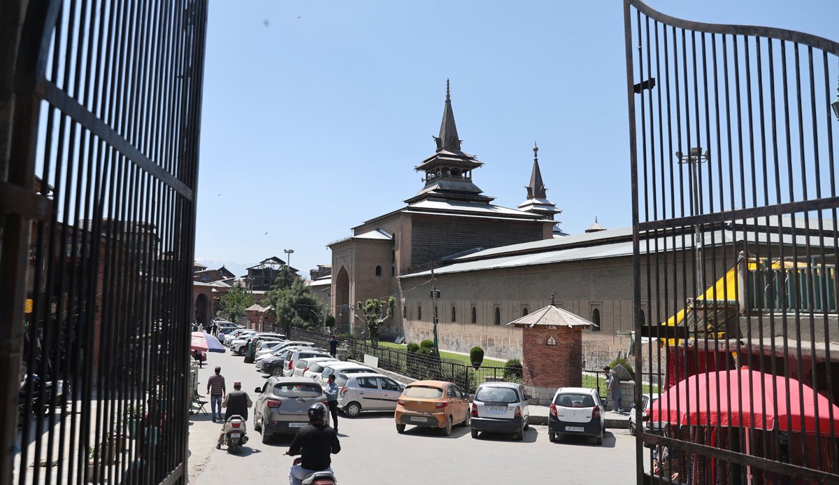 Шринагарская соборная мечеть в Шринагаре, Кашимир, 29 апреля 2025 года. Фото: Farooq Khan / EPA