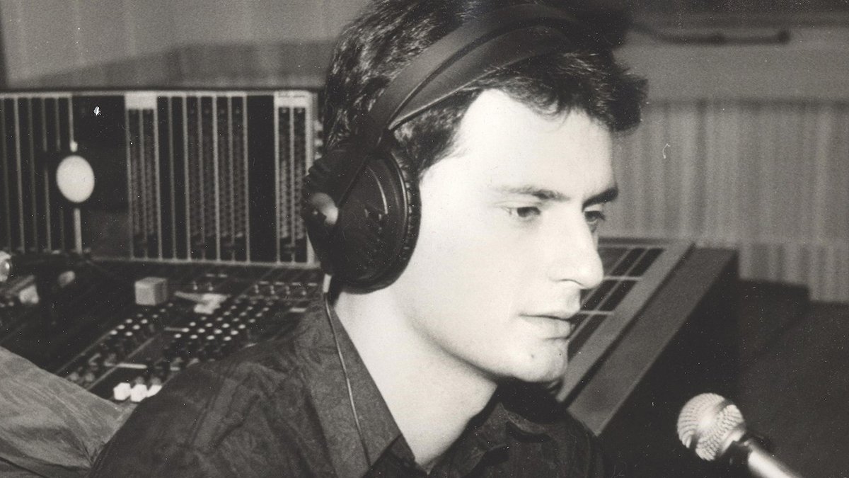 Христо Грозев на радиостанции «Аура». Фото: aubg.edu