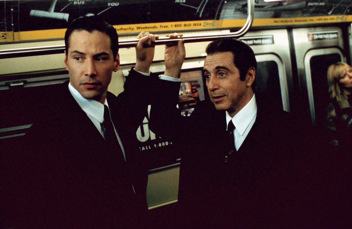 Киану Ривз и Аль Пачино в фильме «Адвокат дьявола», 1997 год. Фото: Brian Hamill / Warner Bros / Monarchy / Kobal / Shutterstock / Rex Features / Vida Press