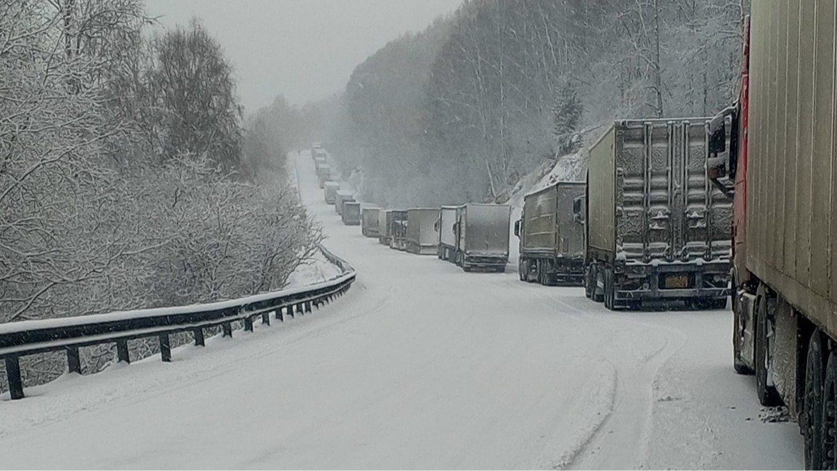 «На людей в пробке просто наплевали»