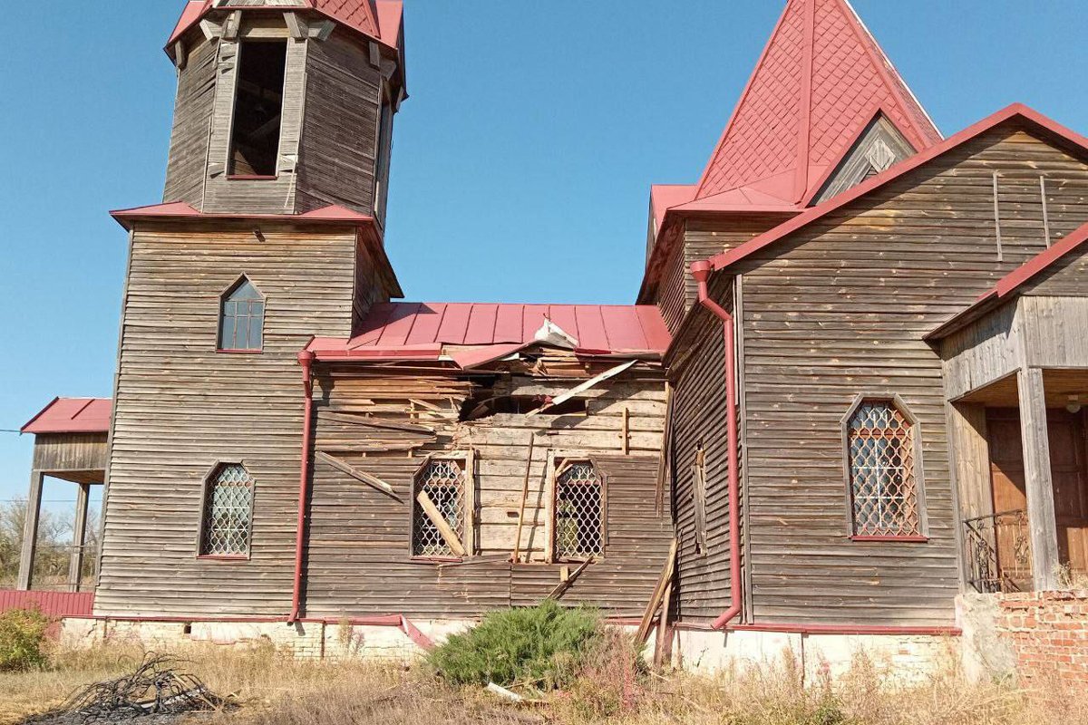 Последствия обстрела села Тишанка, октябрь 2024 года. Фото: Глава администрации