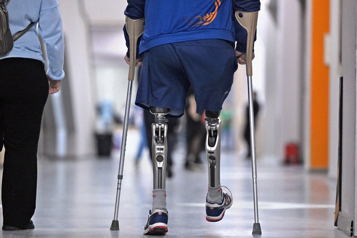 Посетители форума реабилитационной индустрии и универсального дизайна «Надежда на технологии» на ВДНХ, Москва, 30 ноября 2022 года. Фото: Александр Казаков / Коммерсантъ / Sipa USA / Vida Press