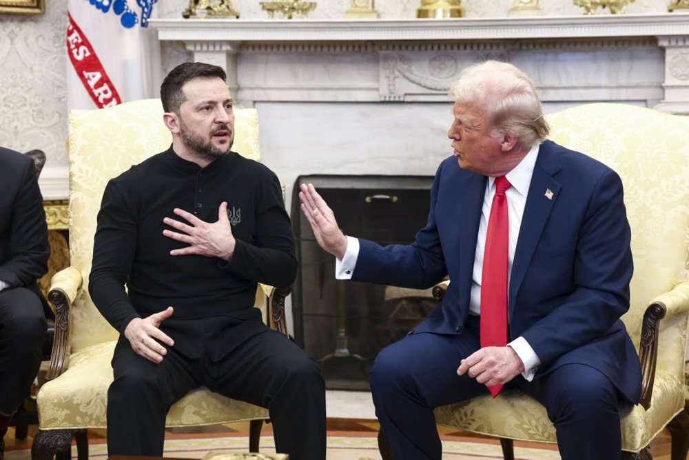 Volodymyr Zelensky and Donald Trump clash at the White House on 28 February 2025. Photo: EPA-EFE/JIM LO SCALZO / POOL