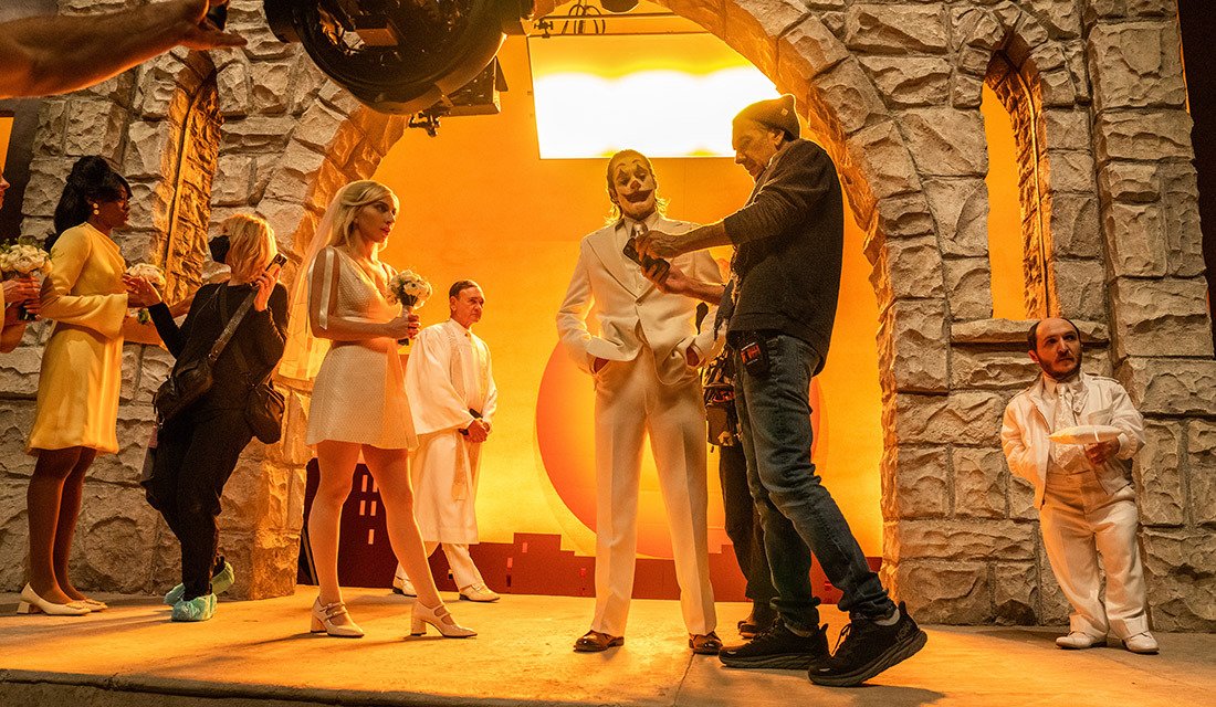 На съемочной площадке фильма «Джокер: Безумие на двоих». Фото: Warner Bros.