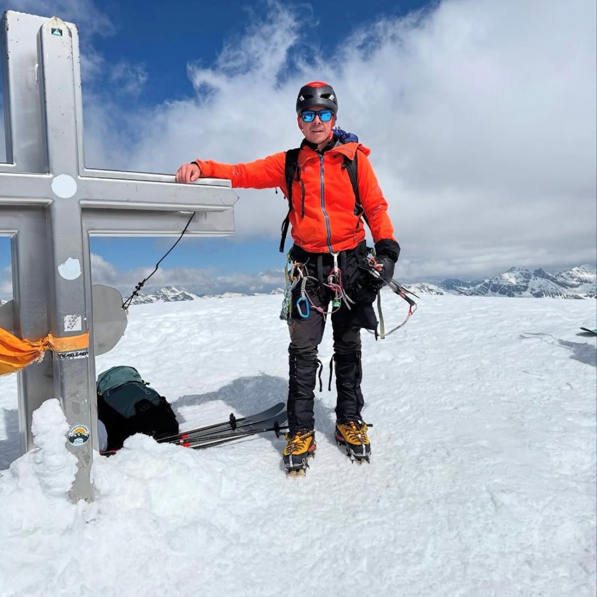 Лука Синигалья. Фото: Ak-Sai Travel /  Facebook