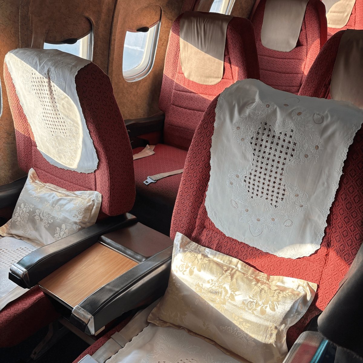 Кресла в самолёте ТУ-154. Фото: Дмитрий Шафров