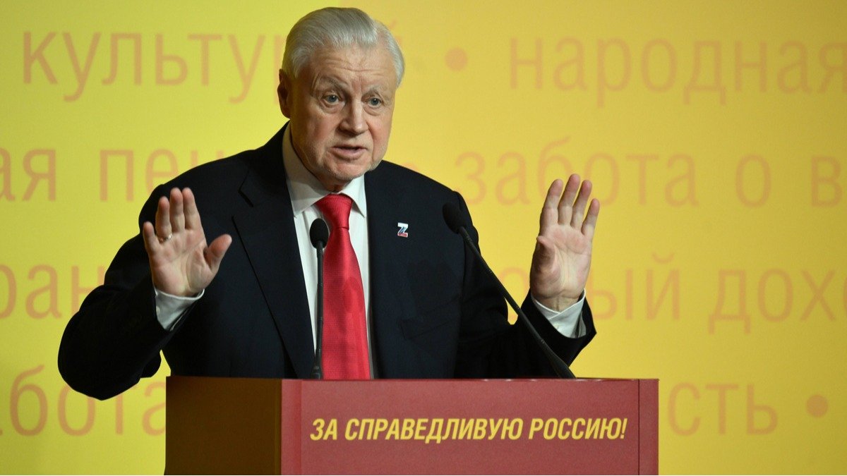 19 лет службы слева