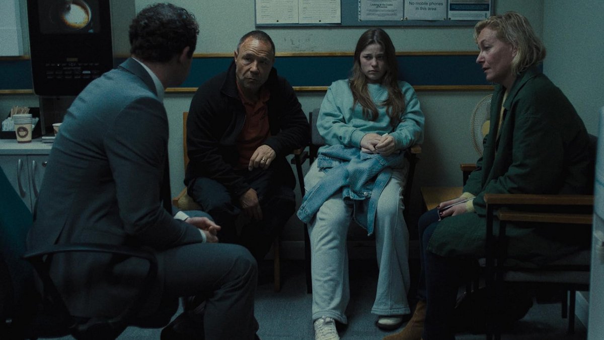 Кадр из сериала «Переходный возраст». Фото: imdb.com