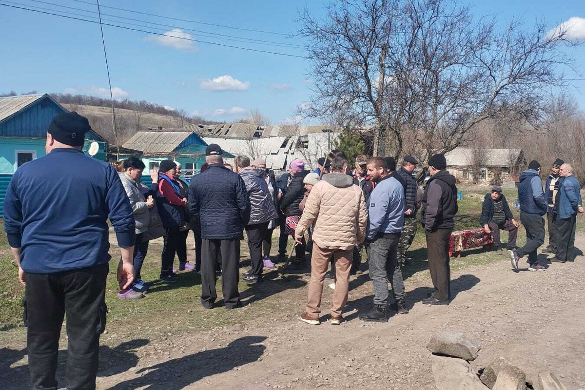 Встреча жителей хутора Плешаков с представителями органов власти, 24 марта 2025 года. Фото: ОКС и МХ Администрации Каменского района