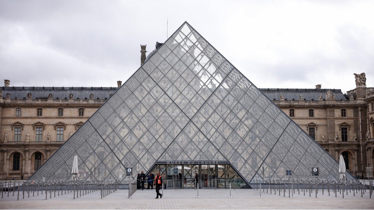 «Нападение на французское наследие»