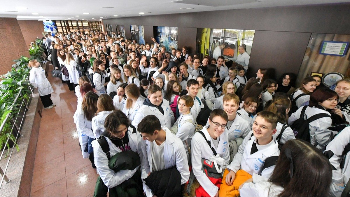 11 лет обучения, а жить когда?