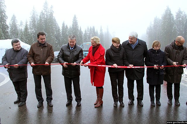 Открытие дороги Ихала — Райвио — госграница. Фото: Официальный интернет-портал Республики Карелия