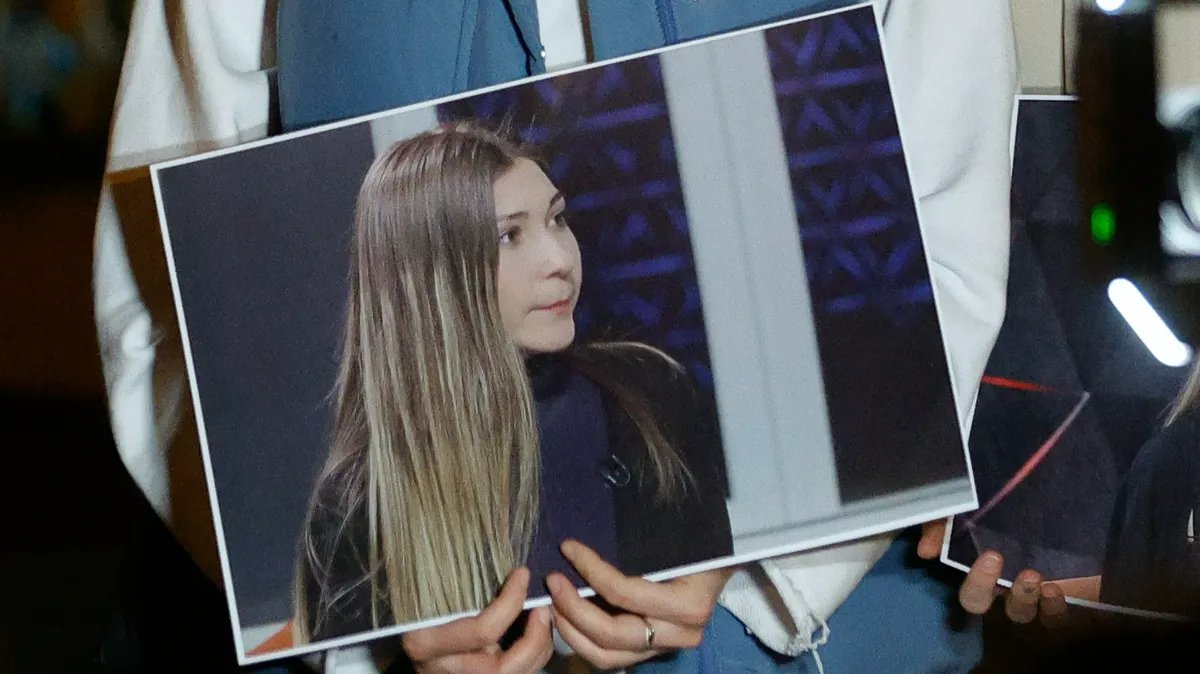 Ukrainians commemorate late journalist Viktoria Roshchyna in Kyiv, 10 October 2024. Photo: Sergey Dolzhenko / EPA-EFE